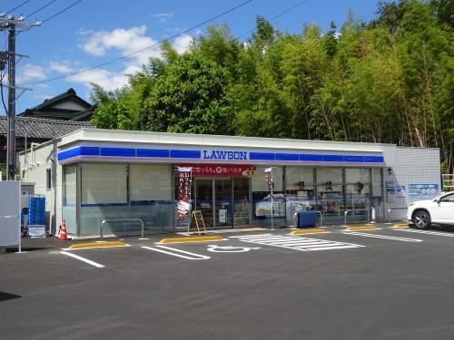 コンビニ　ローソン（コンビニ）まで870m