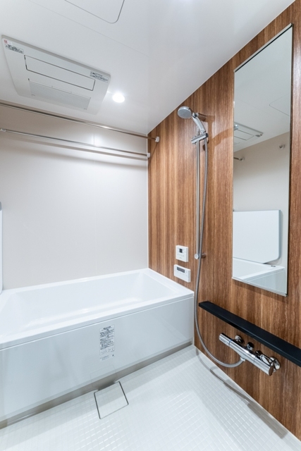 バス・シャワールーム　※写真は同タイプ住戸です。