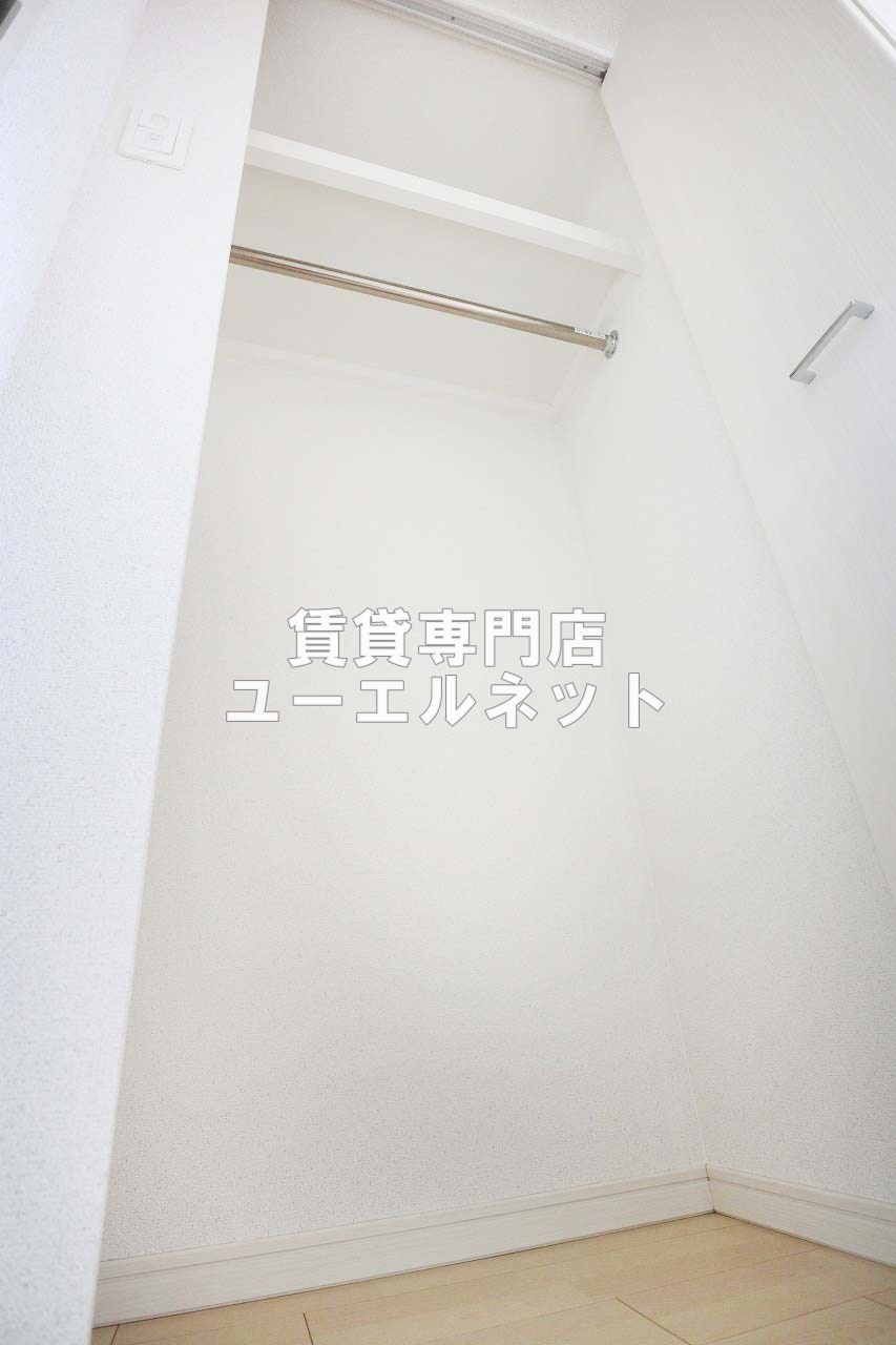 収納　クローゼット付きでお部屋もスッキリ♪