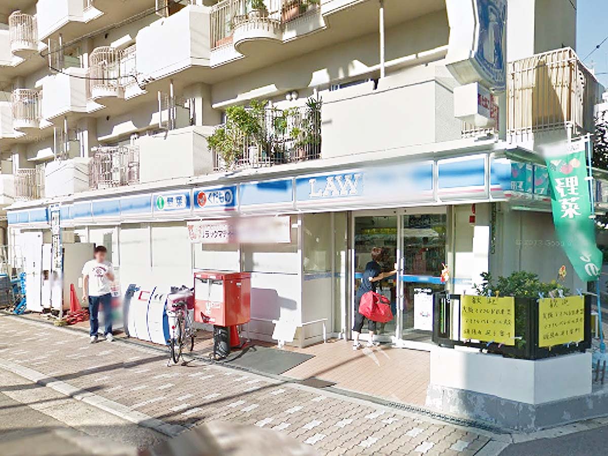 コンビニ　ローソン　新大阪東店（コンビニ）まで96m