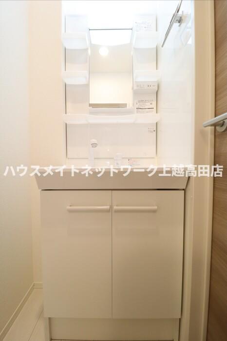 洗面設備　洗髪洗面化粧台