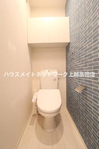 トイレ　温水洗浄暖房便座