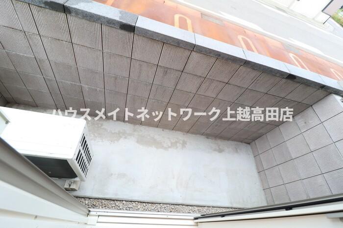 バルコニー　バルコニー