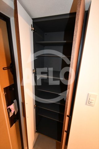 玄関　AFFLUENCE難波EAST　玄関