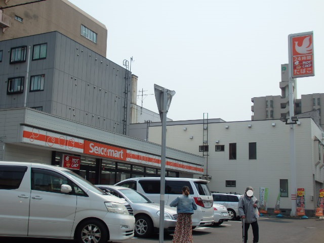 コンビニ　セイコーマート（コンビニ）まで92m