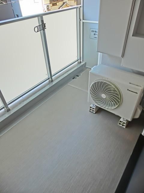 バルコニー　★雨の日も安心ワイドスパンバルコニーです★