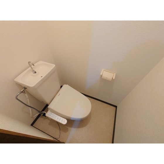 トイレ　トイレ