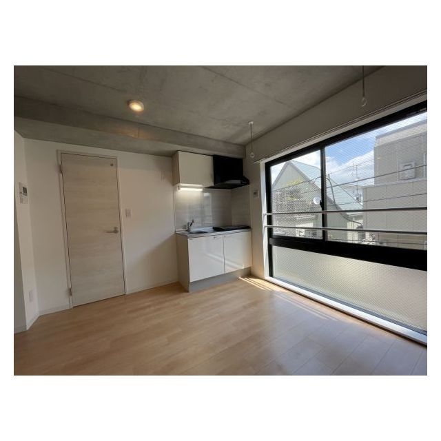 居室・リビング　洋室　キッチン