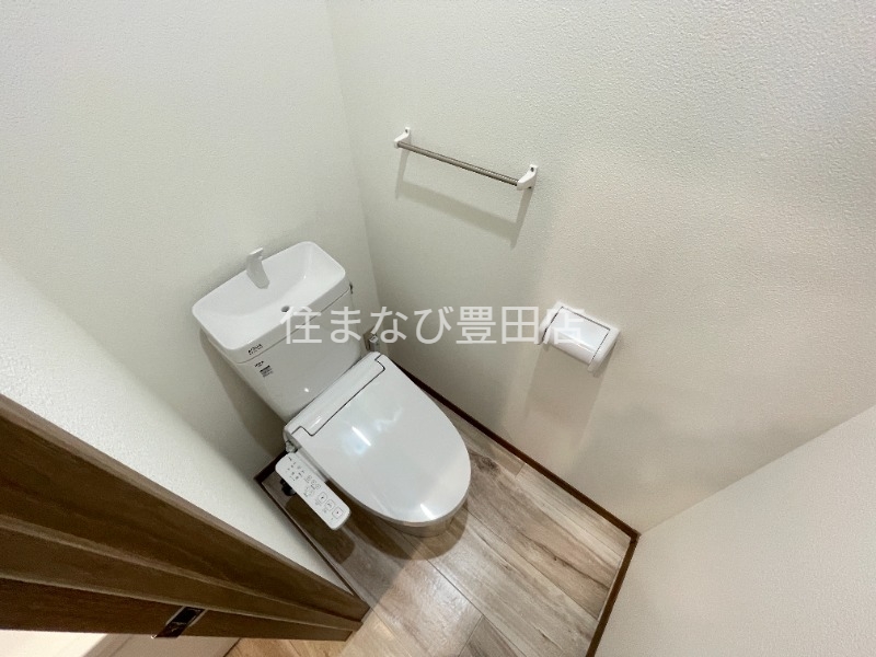 トイレ　別部屋写真