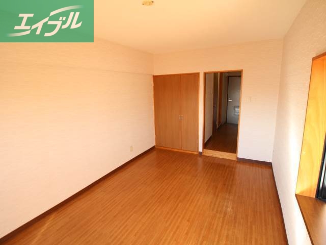 居室・リビング　同タイプのお部屋の写真です