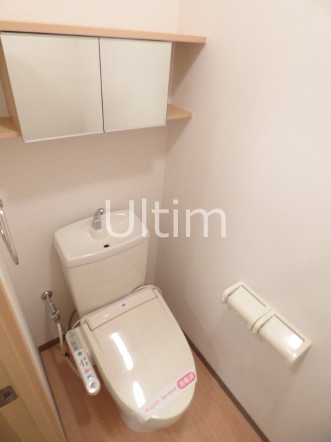 トイレ　※同タイプの他のお部屋です