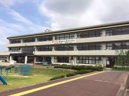 小学校　東近江市立蒲生東小学校（小学校）まで789m