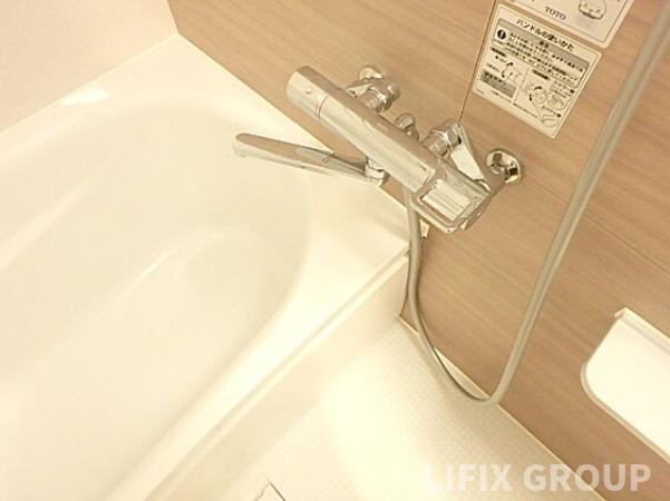 バス・シャワールーム　風呂