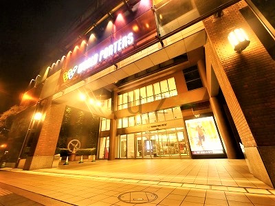 ショッピングセンター　横浜ワールドポーターズ（ショッピングセンター）まで1424m