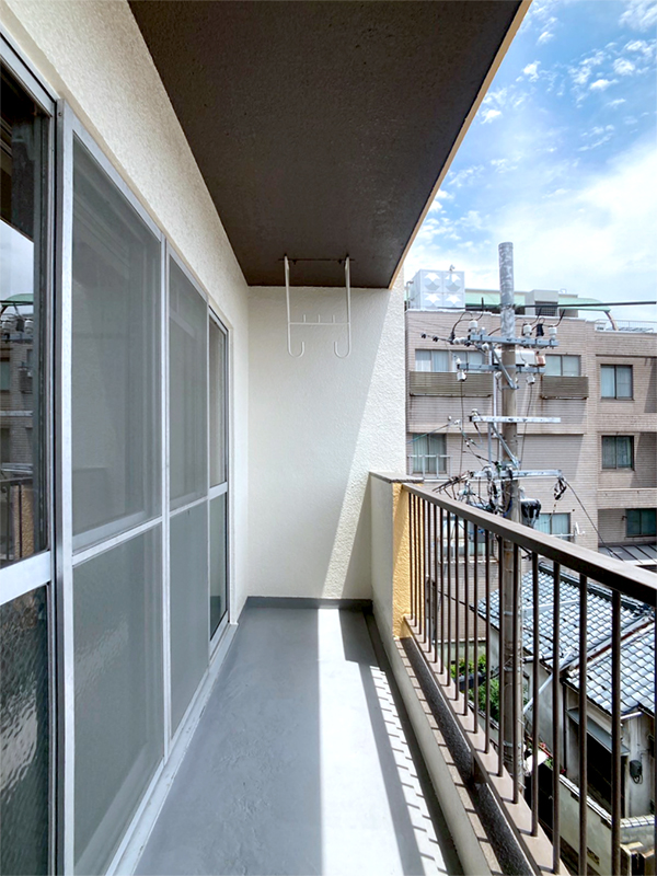 バルコニー　異なる場合は現況を優先します。