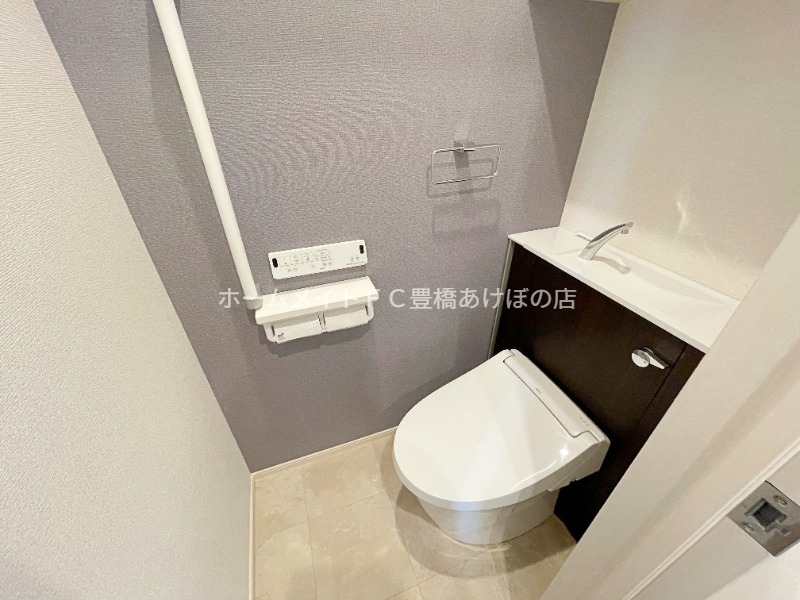 トイレ　同型完成モデル