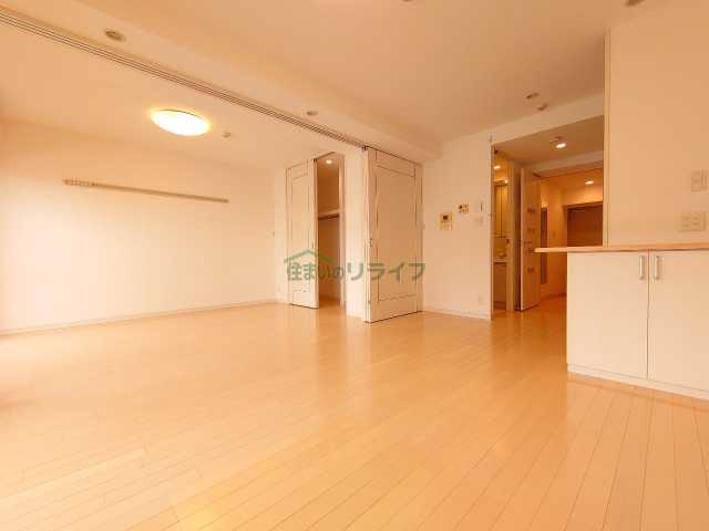 居室・リビング　リライフ下北沢店