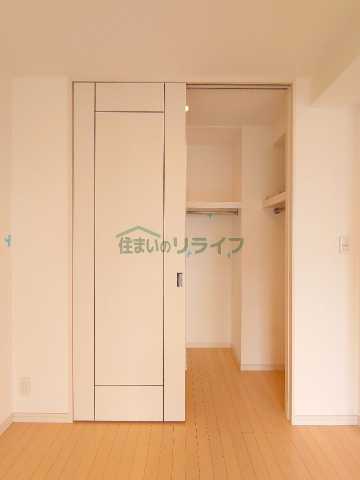 収納　リライフ下北沢店