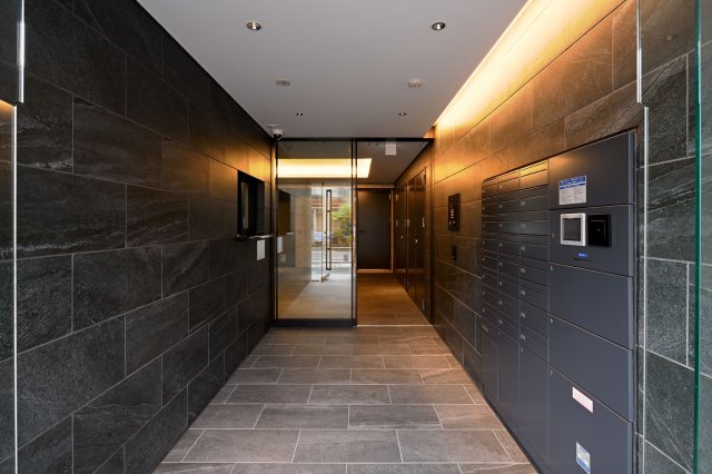 エントランス　建物の内部です