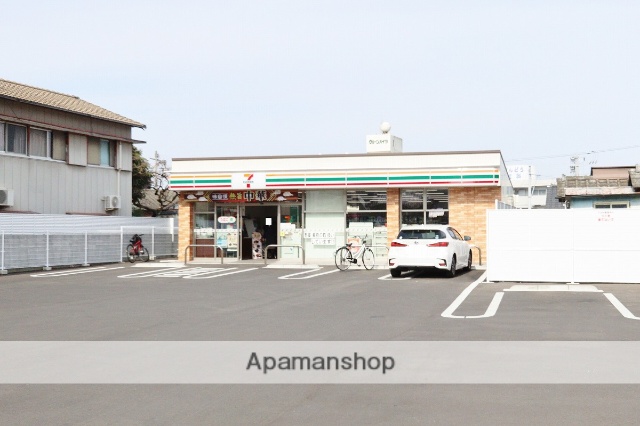 コンビニ　セブン-イレブン徳島佐古７番町店（コンビニ）まで589m