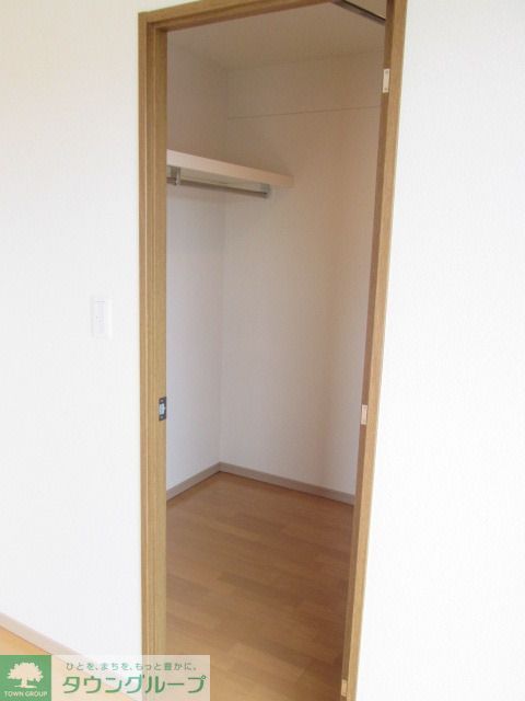 収納　ウォークインクローゼット