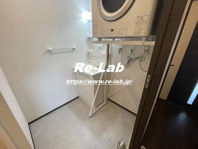 洗面設備　※参考として他のお部屋の写真