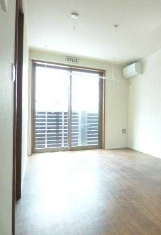 居室・リビング　角が少ない使いやすいリビングです！