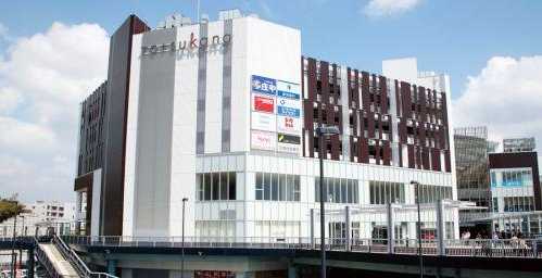 ショッピングセンター　東急プラザ戸塚（ショッピングセンター）まで998m