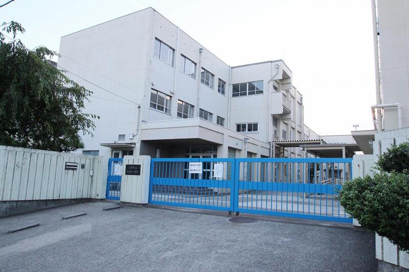 小学校　名古屋市立天白小学校（小学校）まで1200m