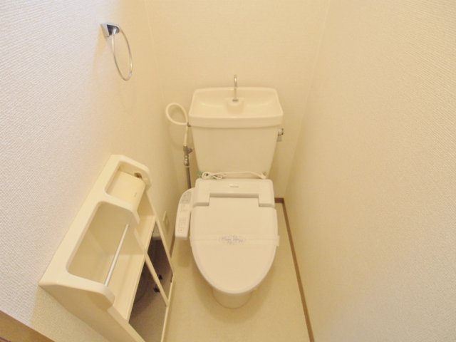 トイレ　※同じ間取りの別部屋のお写真です※