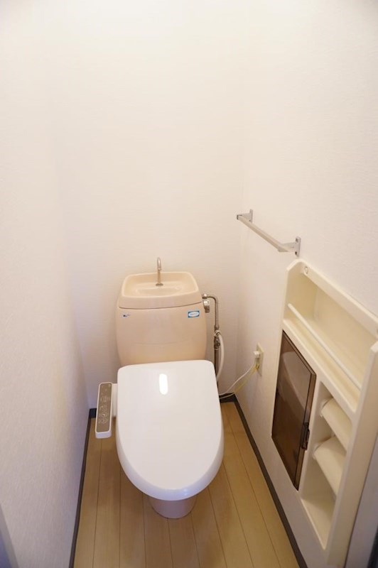 トイレ　バストイレ独立設計で快適な毎日