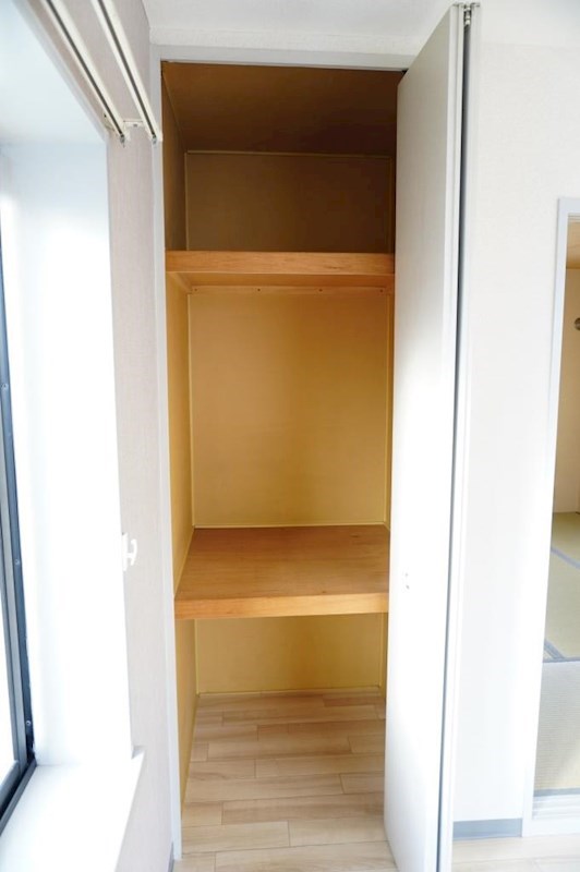 収納　洋室の収納