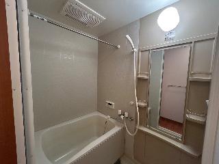 バス・シャワールーム　バス（イメージ）