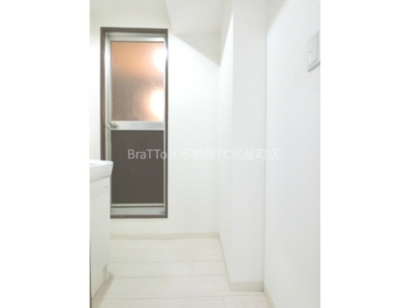 洗面設備　脱衣所