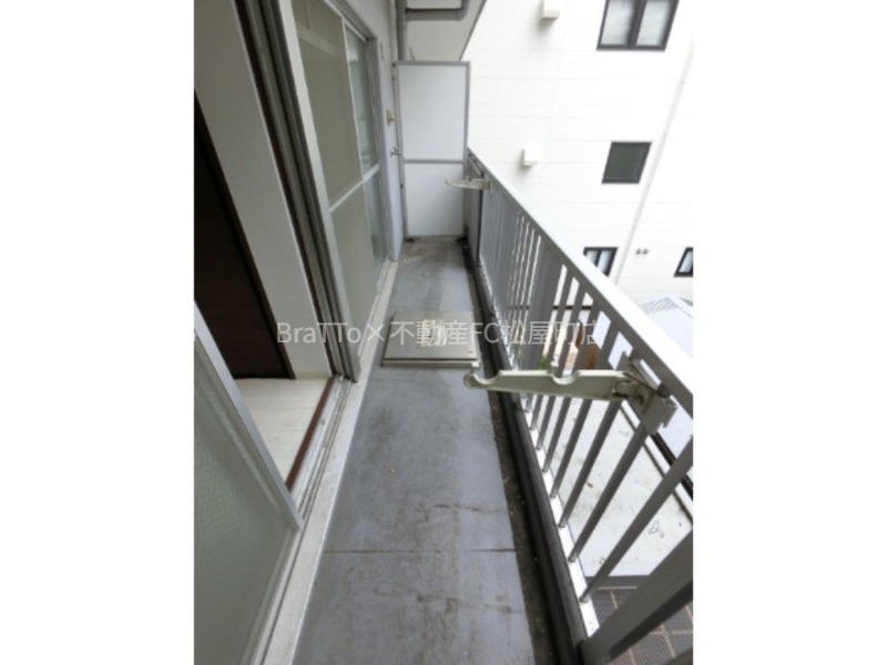 バルコニー　バルコニー