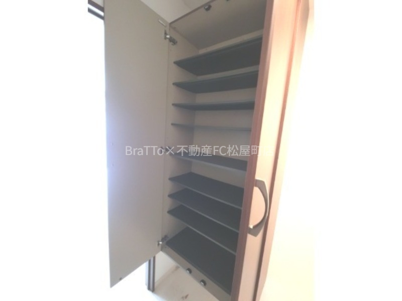 玄関　収納（シューズボックス）