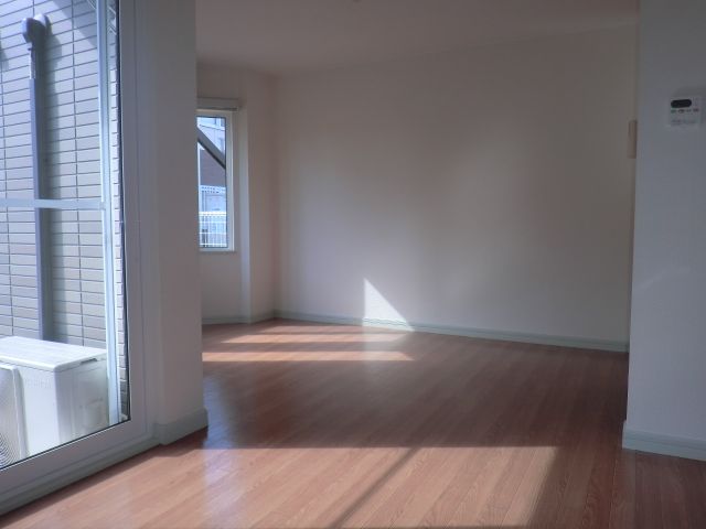 その他部屋・スペース　使いやすい形のリビングですね。