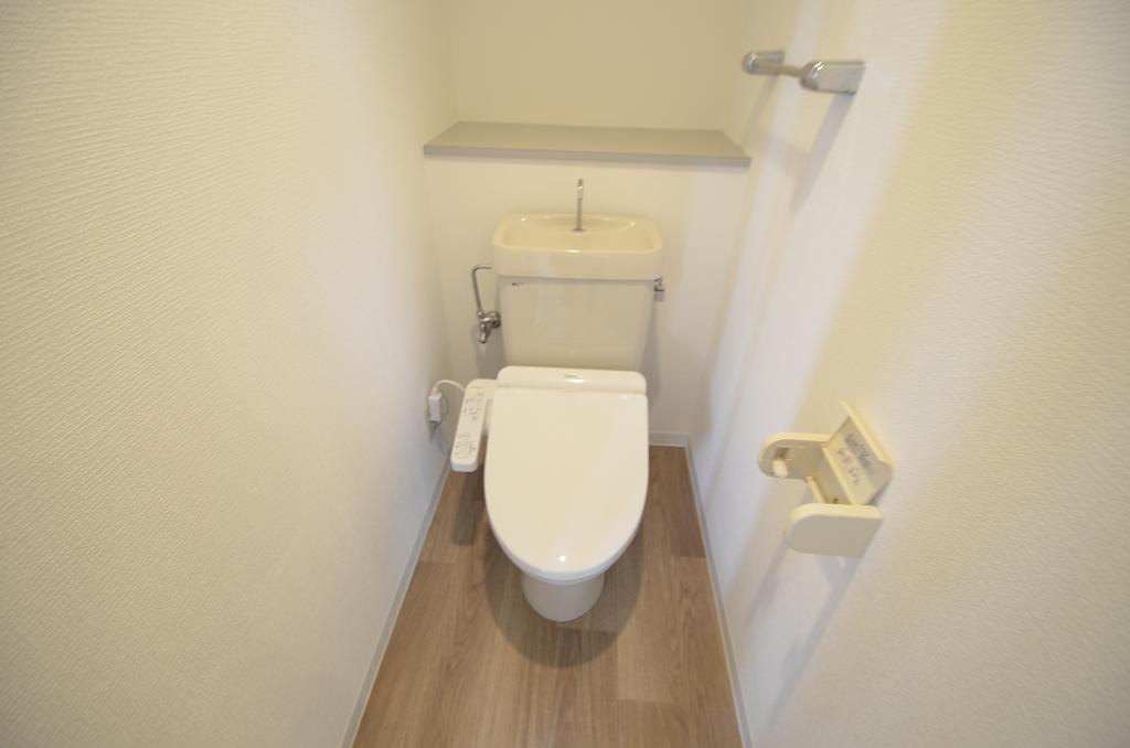 トイレ　シャワー付トイレ