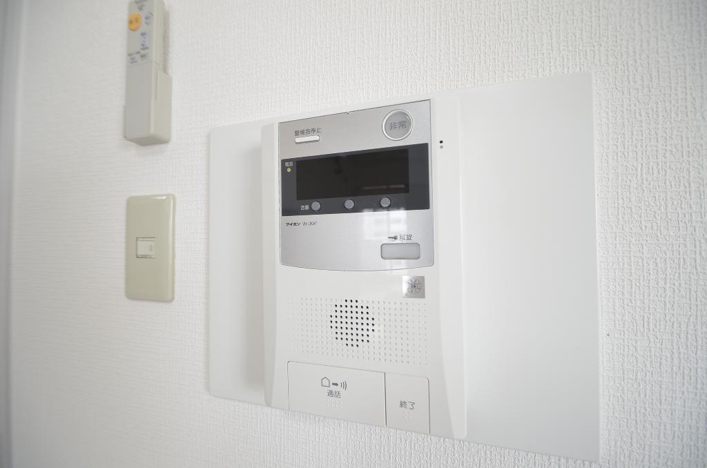 セキュリティ　カメラ付インターホン