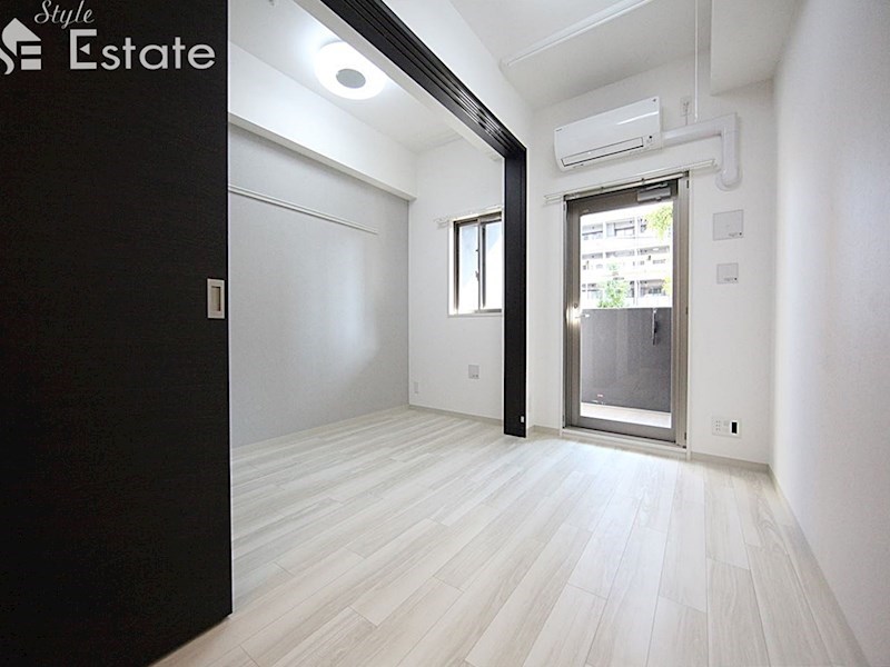 居室・リビング　内装