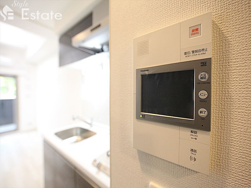 セキュリティ　モニター付きインターホン