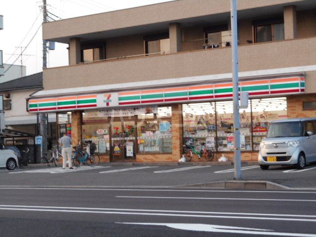 コンビニ　セブン-イレブン浦安海楽店（コンビニ）まで625m