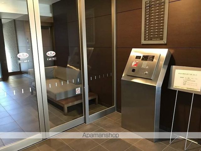 ロビー　ロビー