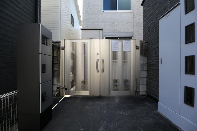 エントランス　エントランス