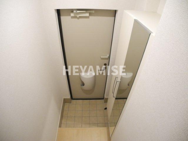 玄関　※写真は同タイプ別物件の写真です※
