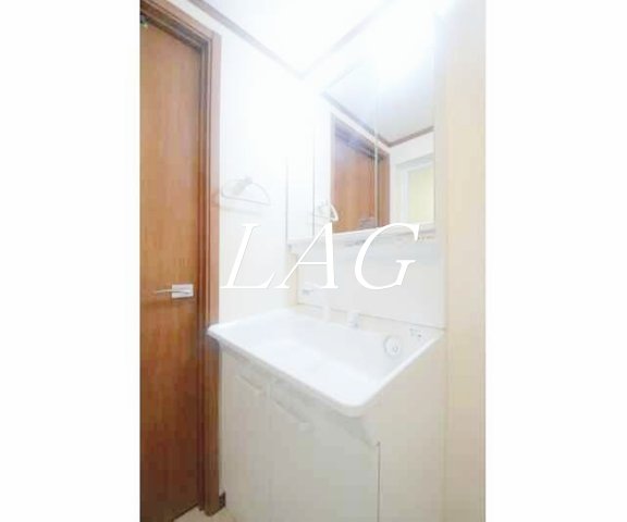 洗面設備　洗面台です。