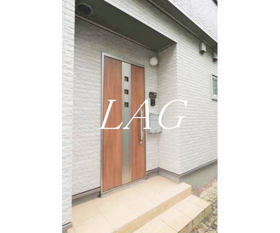 玄関　玄関です。