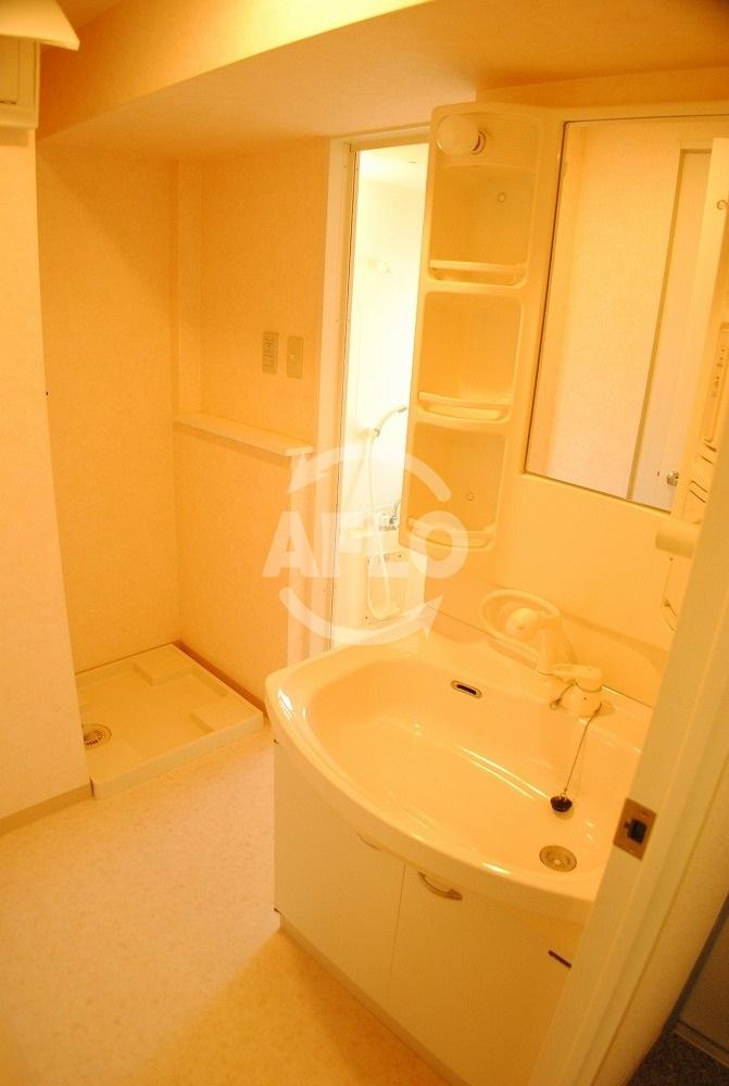 洗面設備　アーデンタワー立売堀　洗面脱衣所