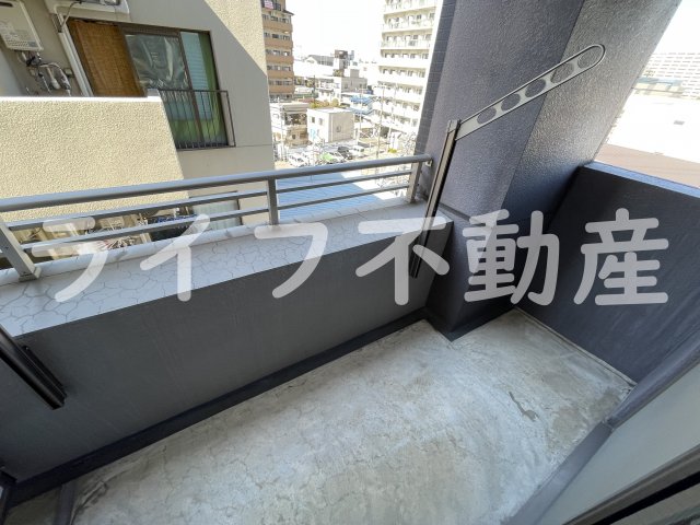 バルコニー　広々としたバルコニーです