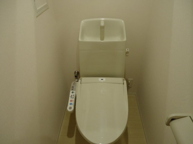 トイレ　トイレ